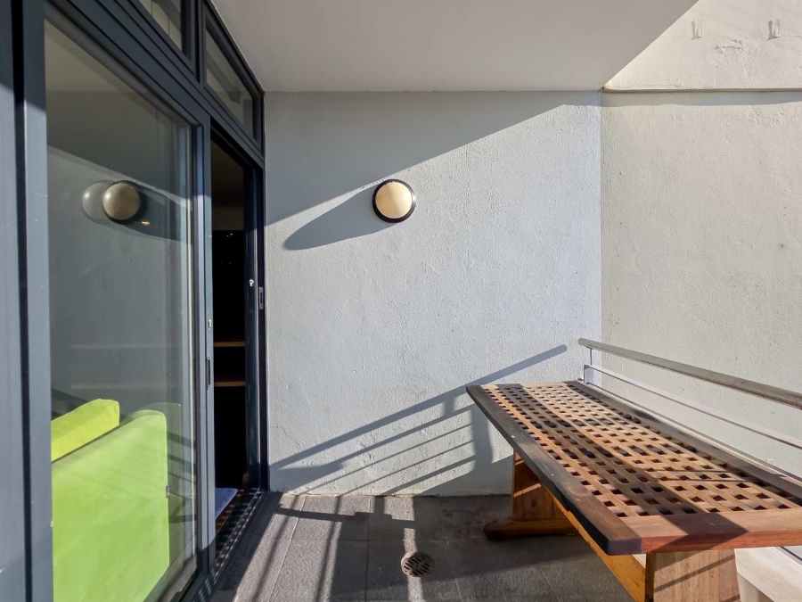 2 Bedroom Property for Sale in Woodstock Western Cape